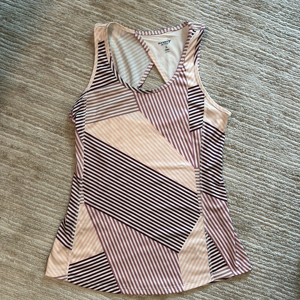 Old navy tall workout tank top keyhole back women’s medium m